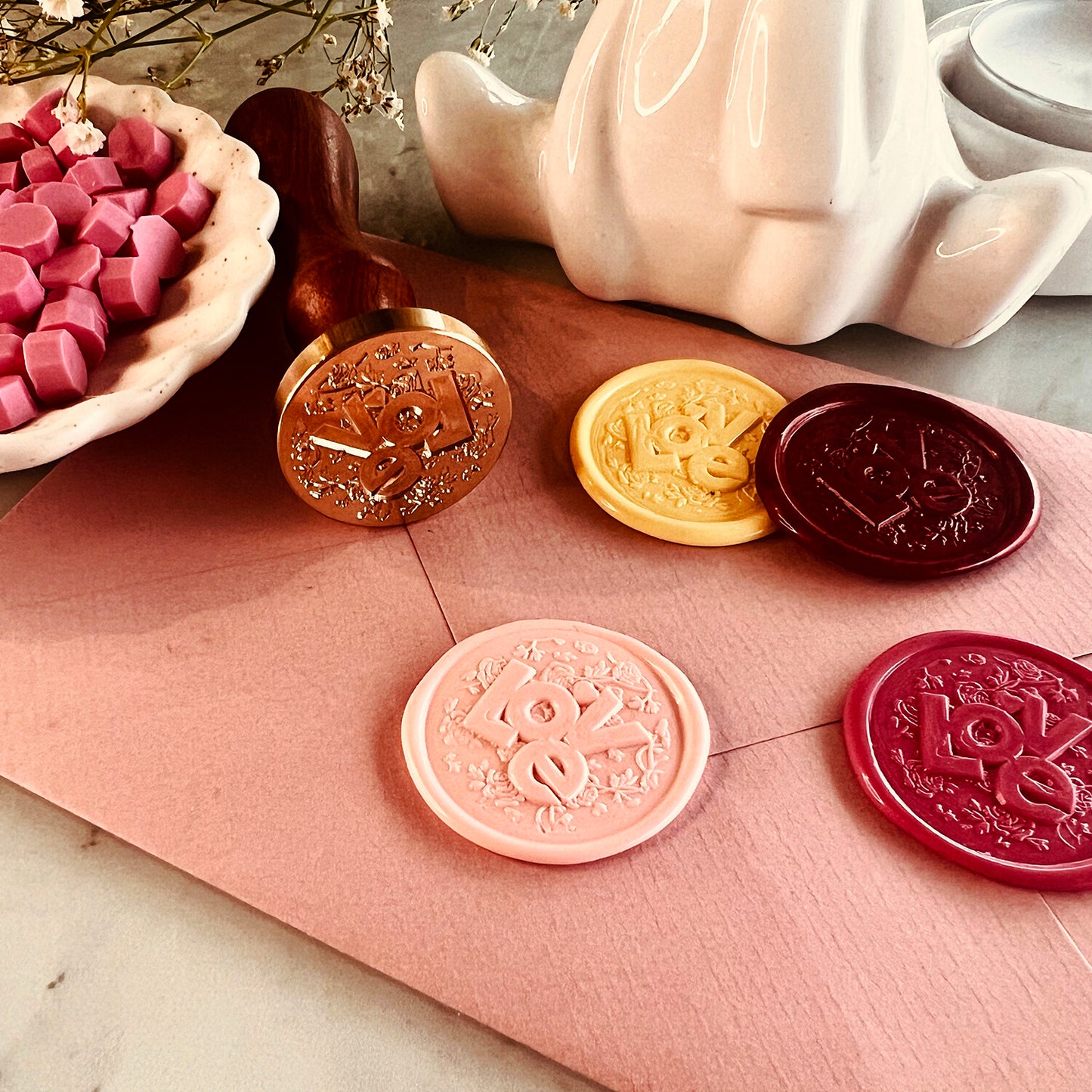 LOVE Wax Seal Stamp with Rose Pattern - Valentine's Day (30mm)