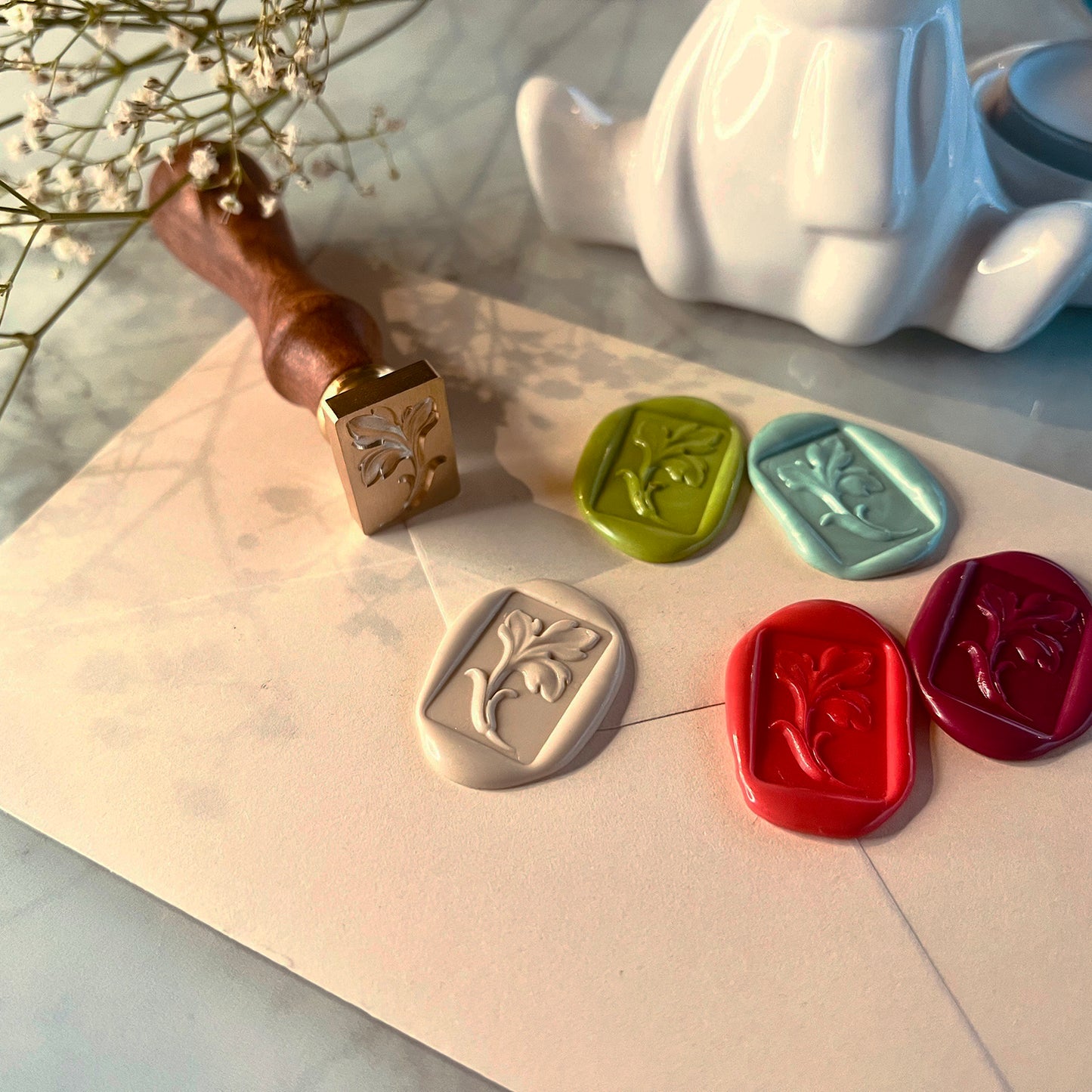 Vintage Leaf Wax Seal Stamp – Ornamental Botanical (16x23mm)