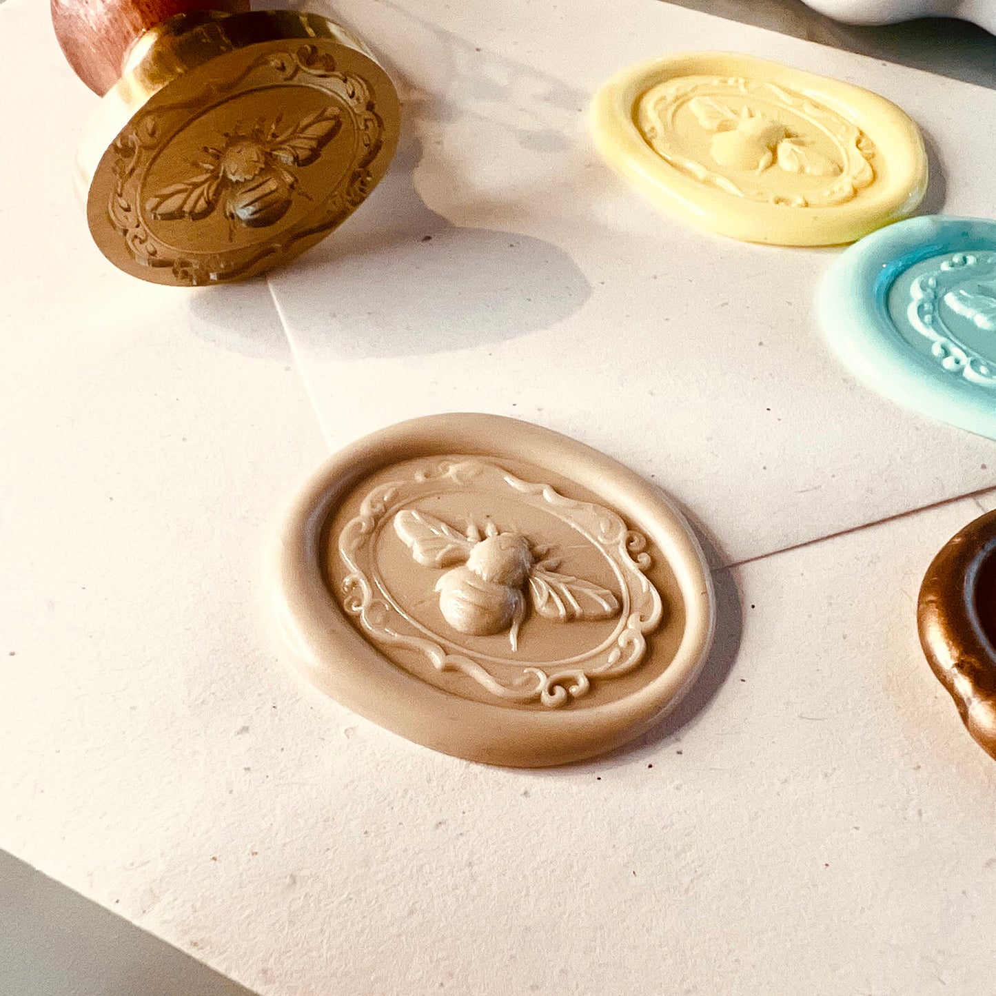 3D Vintage Bee Wax Seal Stamp (20x28mm)