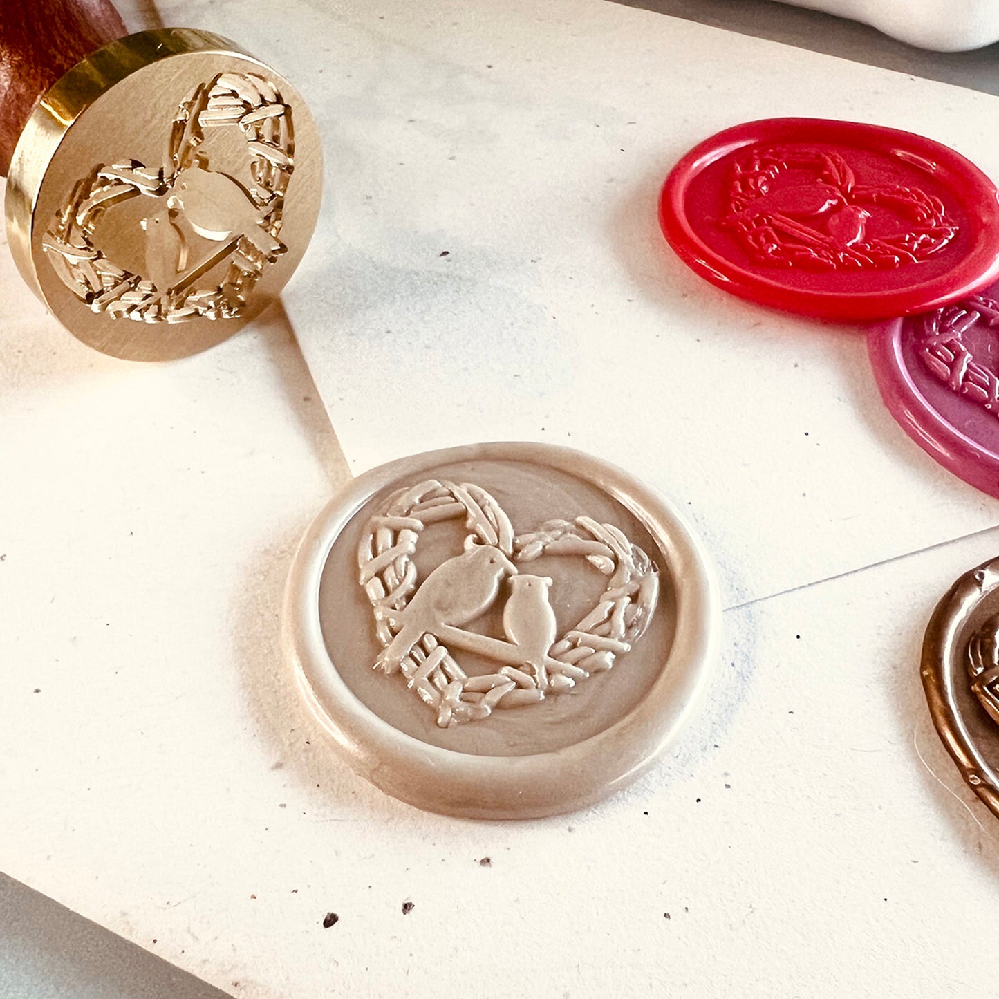 Love Birds Wax Seal Stamp – Romantic Heart Nest (25mm)