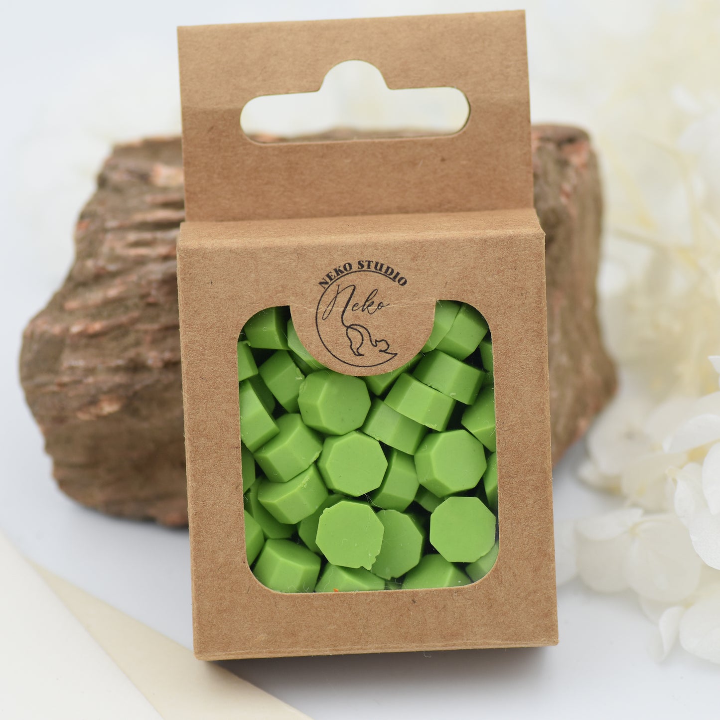 D20 Spring Moss Wax Seal Beads – Fresh Green