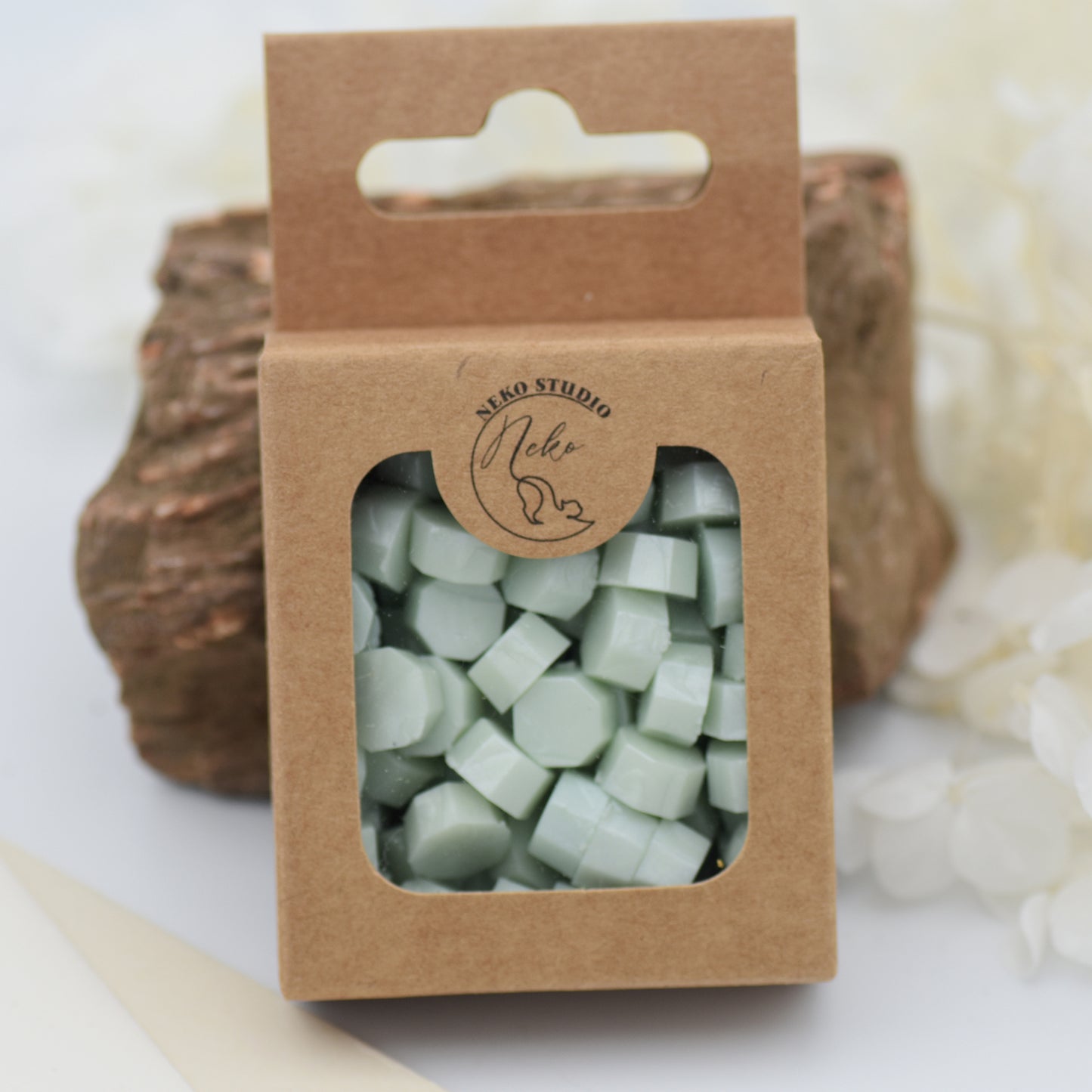 D22 Frosted Sage Wax Seal Beads – Cool Pearl Green