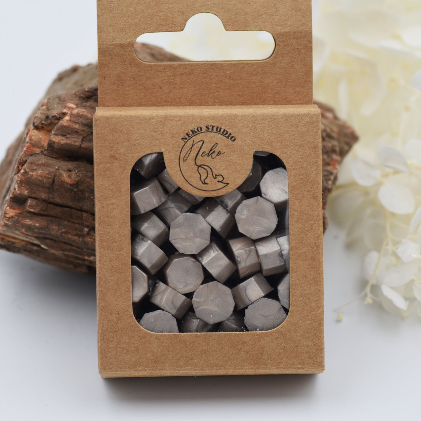 D39 – Champagne Pearl Wax Seal Beads – Soft Taupe with Elegant Pearl Sheen