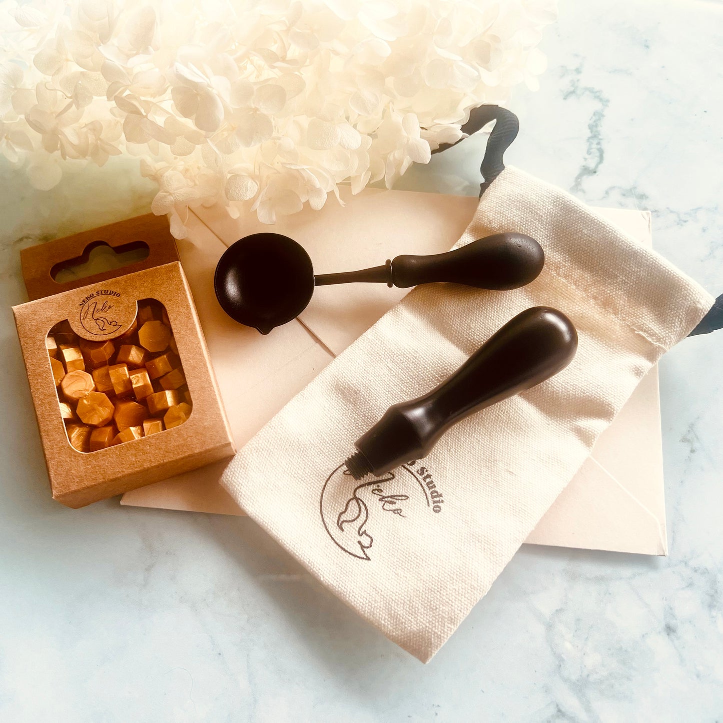 Wax Seal Starter Set A - Black (Non-stick spoon)