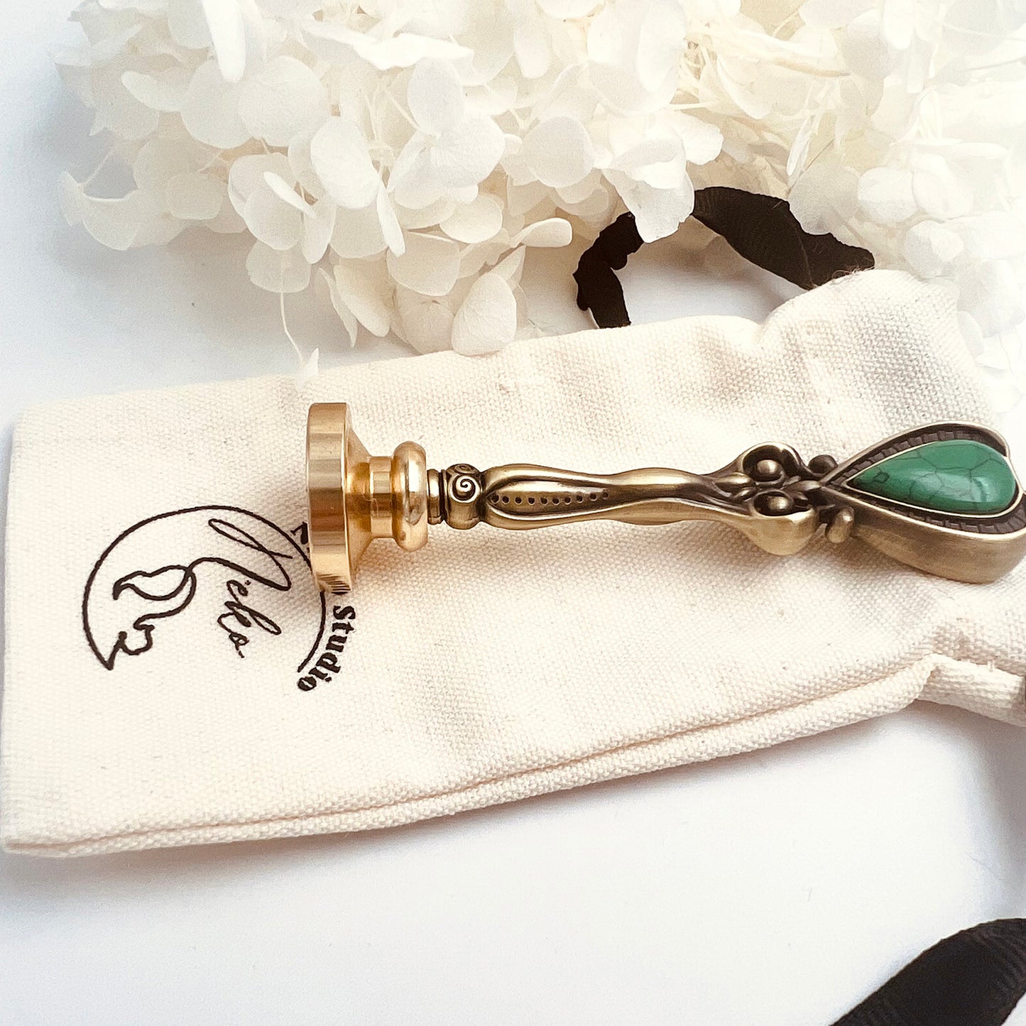 Luxury Brass Wax Seal Handle with Green Inlay 39g
