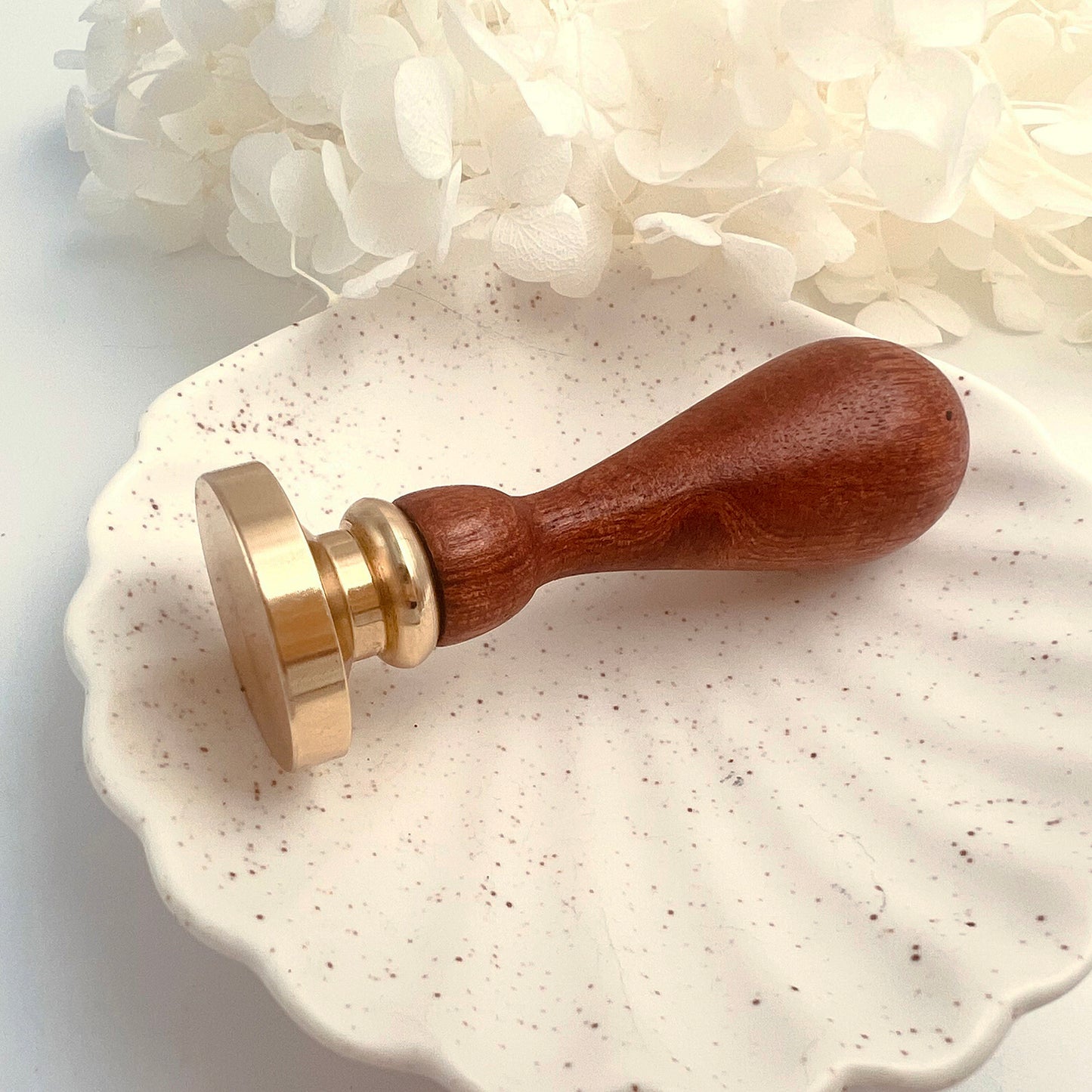 Compact Wooden Wax Seal Handle – 12.7g