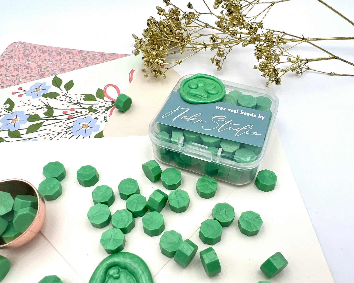 DL74-leaf Green color wax seal beads