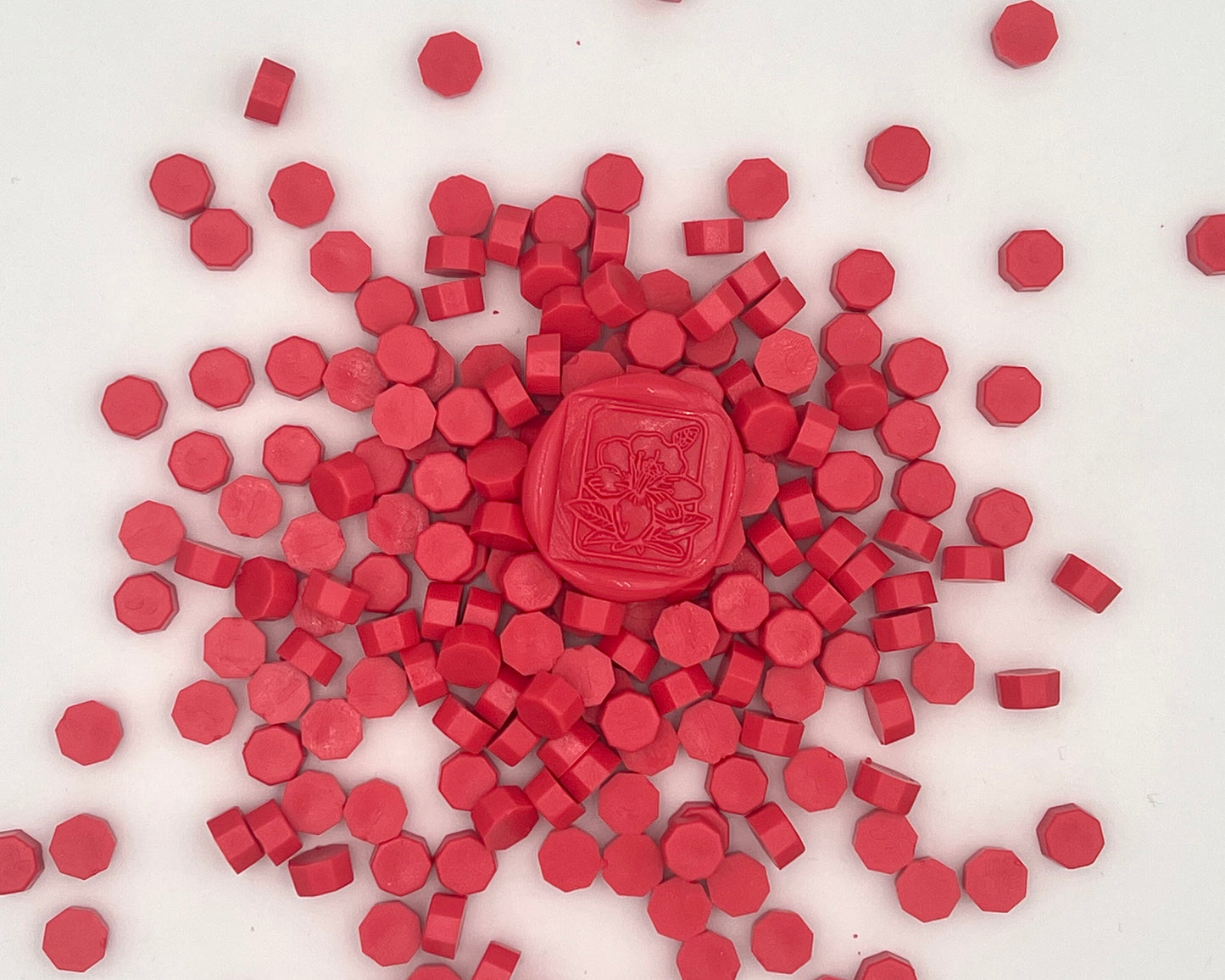 DL82-Lipstick Red color wax seal beads