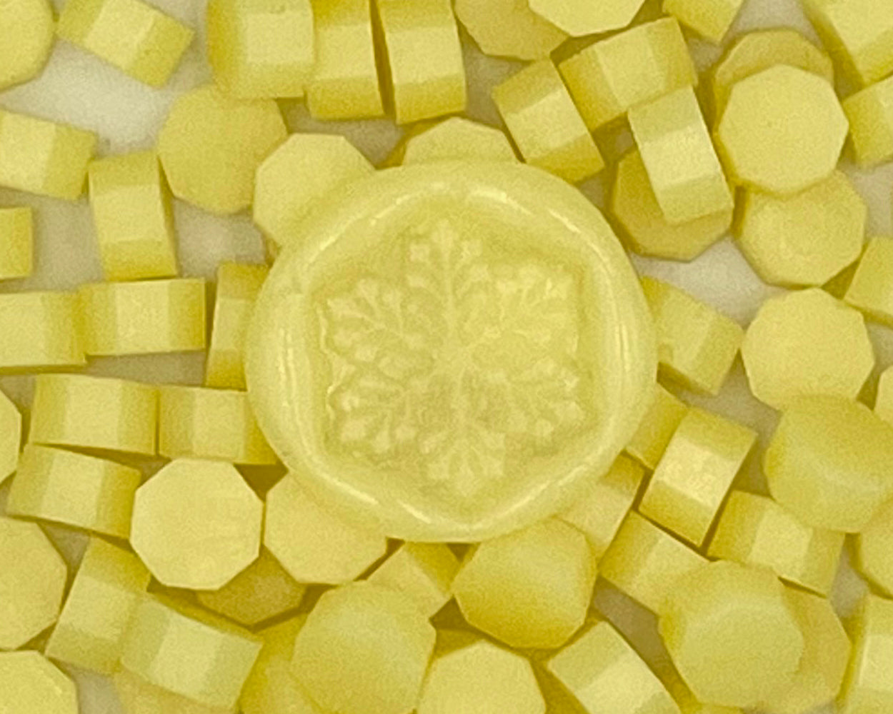 DJ04-Jelly Yellow color wax seal beads