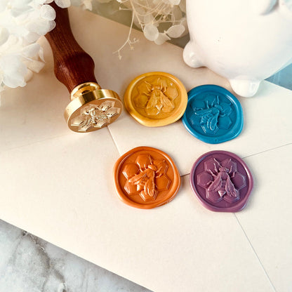 3D Bee and Honeycomb Wax Seal Stamp size 25.4 mm.