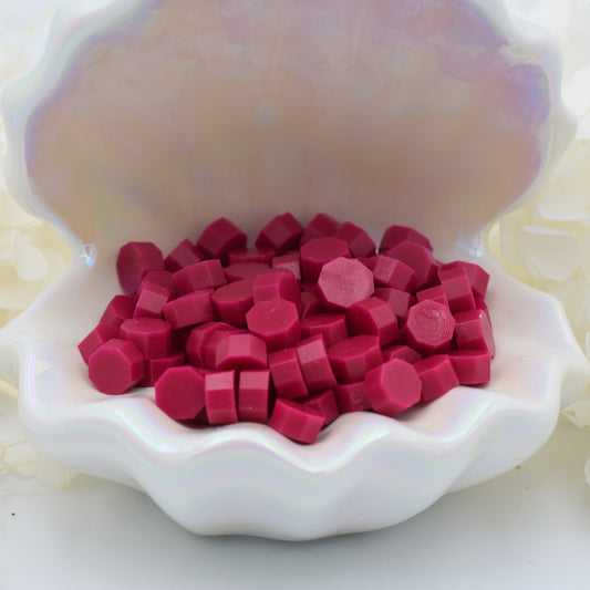 L24 Berry Velvet Wax Seal Beads – Bold Raspberry Pink 30g.