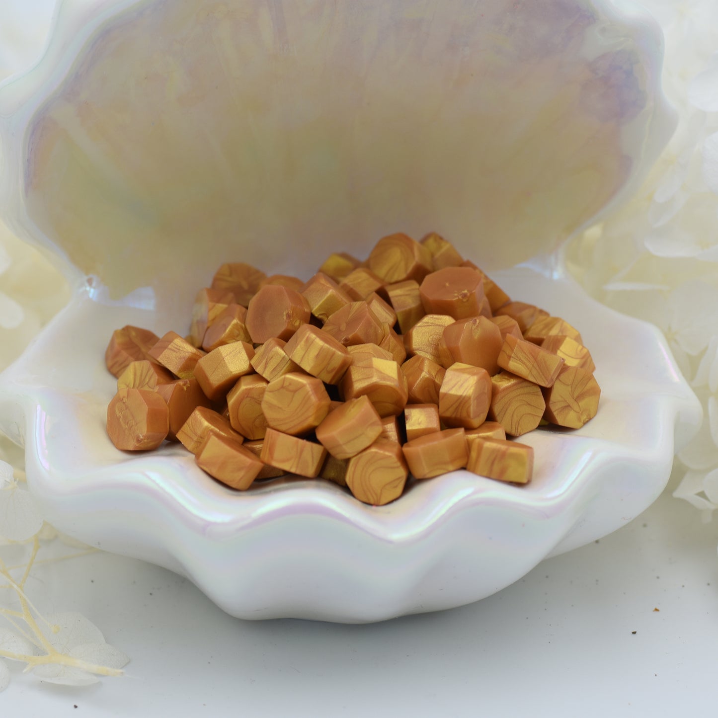 L57 Amber Gold Wax Seal Beads – Warm Metallic Yellow-Gold