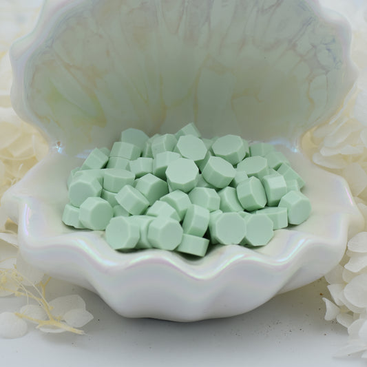 L71 Mint Frost Wax Seal Beads – Soft Pastel Green 30g.
