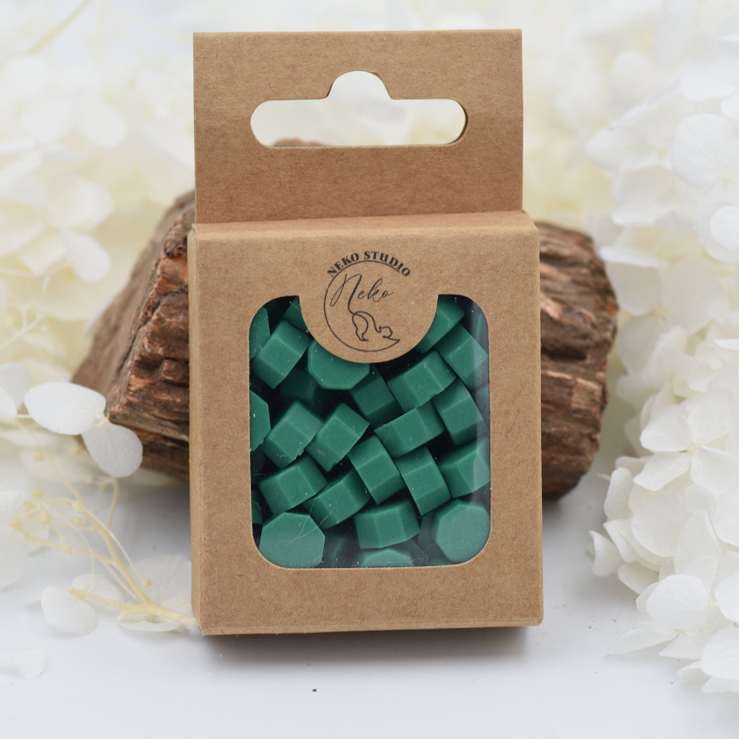 L77 Botanic Bliss Wax Seal Beads – Deep Natural Green 30g.