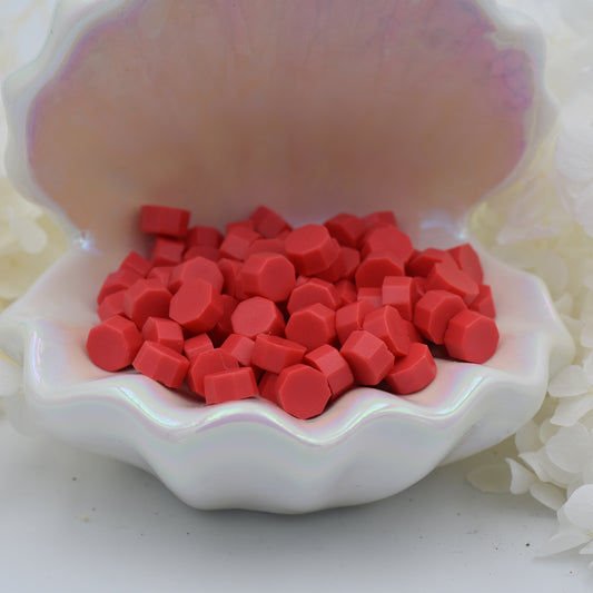L82 Hibiscus Red Wax Seal Beads – Vibrant Tropical Red 30g.