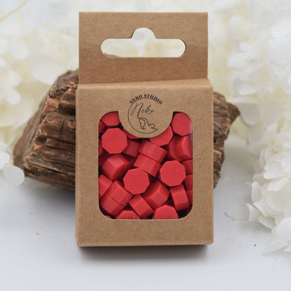 L82 Hibiscus Red Wax Seal Beads – Vibrant Tropical Red 30g.