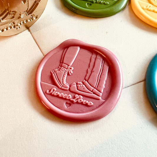 Sweet Love Wax Seal Stamp – Romantic Couple size 25 mm.