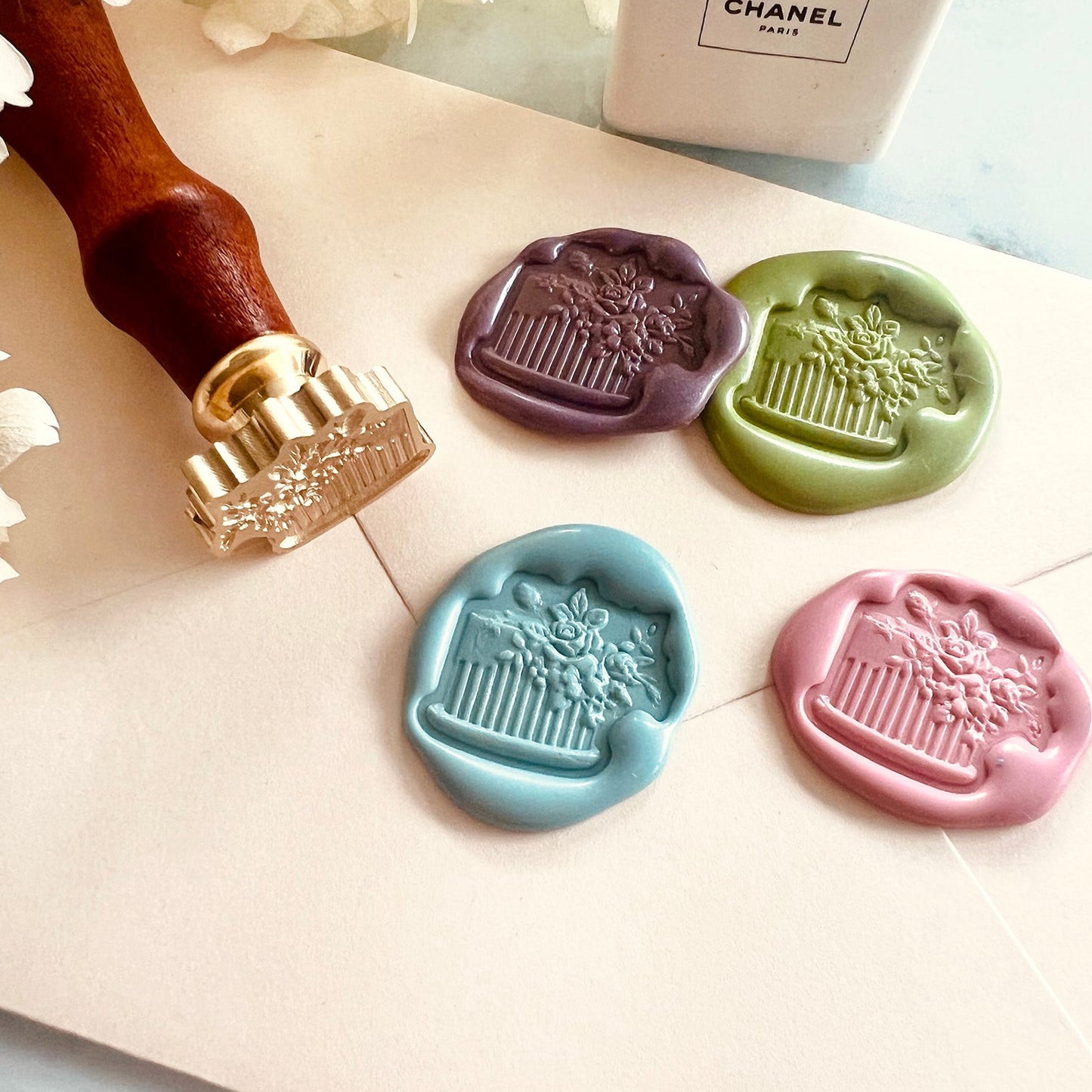 Flower Cake Wax Seal Stamp size 26x22 mm