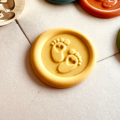 Baby Feet Wax Seal Stamp 22mm – Newborn Announcement Seal – Baby Shower